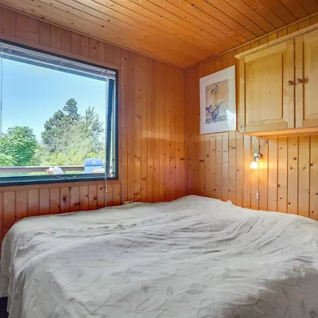 Holiday home Hila - 900m From The Sea In Djursland And Mols By Interhome Knebel