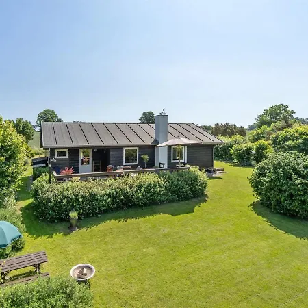 Holiday home Hila - 900m From The Sea In Djursland And Mols By Interhome *