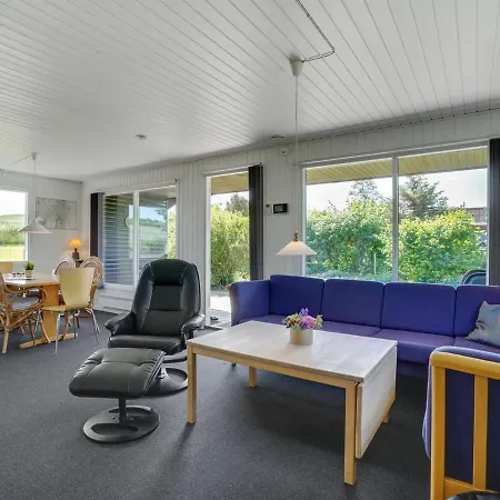 Holiday home Hila - 900m From The Sea In Djursland And Mols By Interhome *